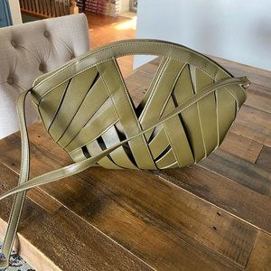 Leather weave handbag